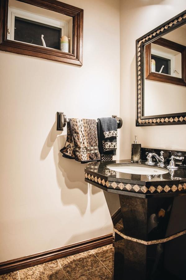 Jstlikehome - Luxury Mansion & Guesthouse Ottawa Dış mekan fotoğraf